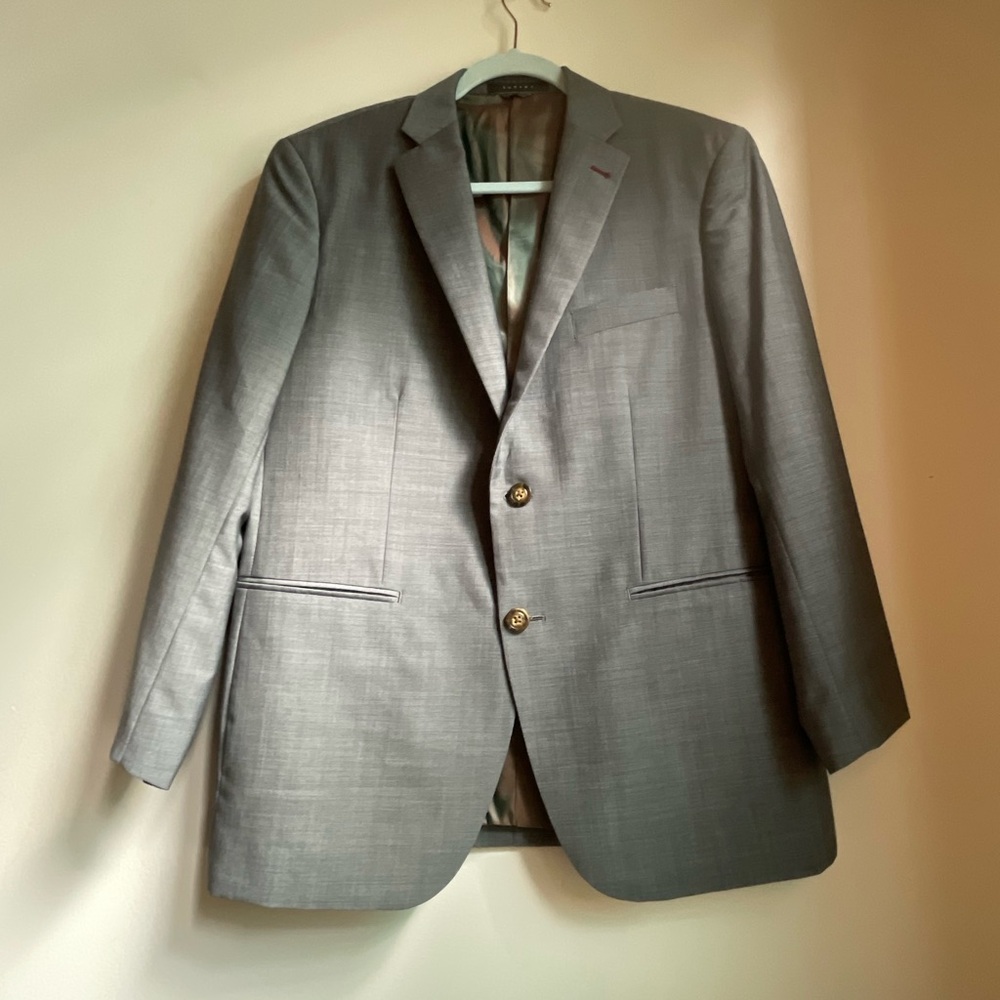 INDOCHINO Luxury Suit Jacket With Iridescent Lining